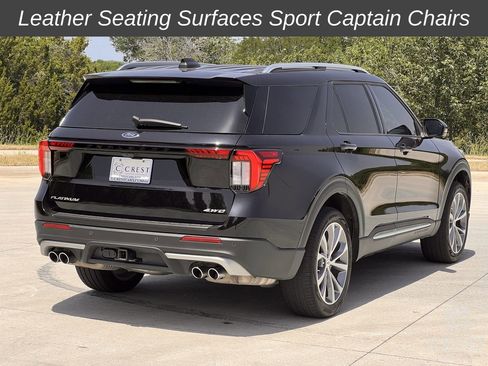 Used 2025 Ford Explorer Platinum w/ Ultimate Package AWD/4WD image 3