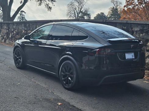 Used 2022 Tesla Model X image 14
