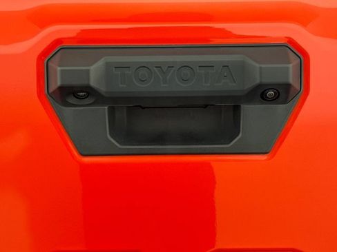 Used 2024 Toyota Tacoma TRD Off-Road w/ TRD Off Road Premium Package AWD/4WD image 22