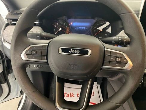 New 2025 Jeep Compass Sport image 17