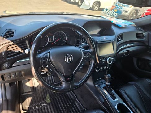 Used 2019 Acura ILX FWD image 6