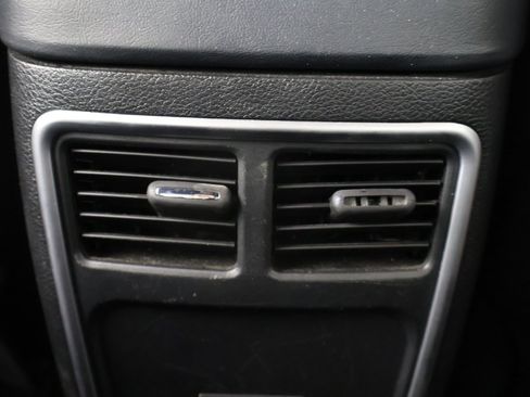 Used 2023 Dodge Charger SXT image 39