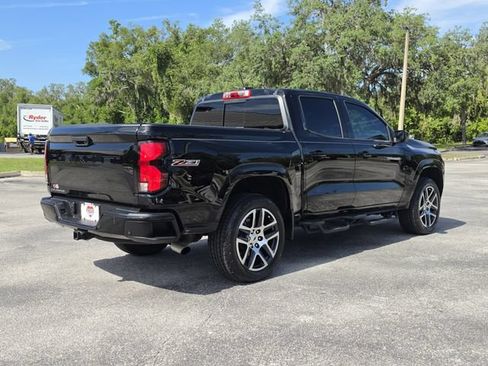 Used 2024 Chevrolet Colorado Z71 w/ Z71 Convenience Package 2 AWD/4WD image 6