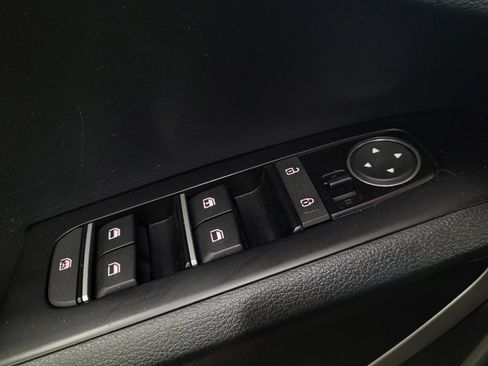 Used 2021 Kia Soul LX FWD image 27