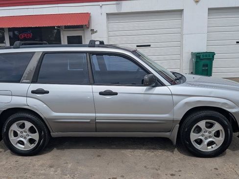 Used 2004 Subaru Forester 2.5XS AWD/4WD image 4