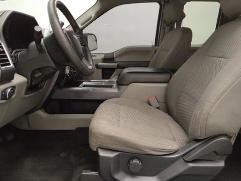 Used 2016 Ford F150 XLT image 17