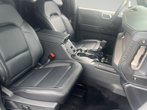 Used 2026 Ford Bronco Outer Banks AWD/4WD image 19