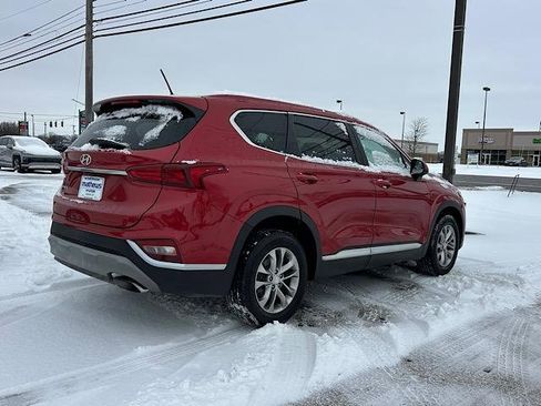 Used 2019 Hyundai Santa Fe SE image 7