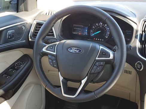 Used 2022 Ford Edge Titanium w/ Class II Trailer Tow Package image 36