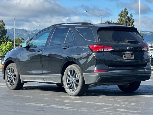 Used 2023 Chevrolet Equinox RS FWD image 6