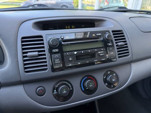 Used 2003 Toyota Camry LE FWD image 24