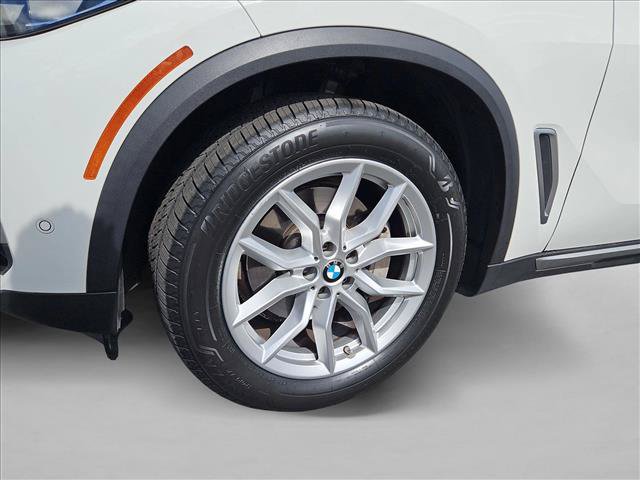 Certified 2023 BMW X5 xDrive40i w/ Premium Package AWD/4WD image 26