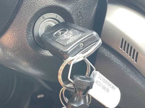 Used 2010 Acura TSX Sedan image 19