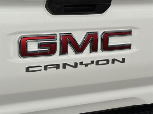 New 2026 GMC Canyon Elevation image 28