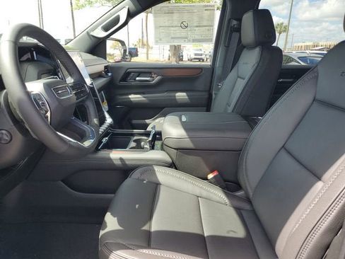 New 2026 GMC Yukon XL Denali w/ Sun & Power Step Package AWD/4WD image 19