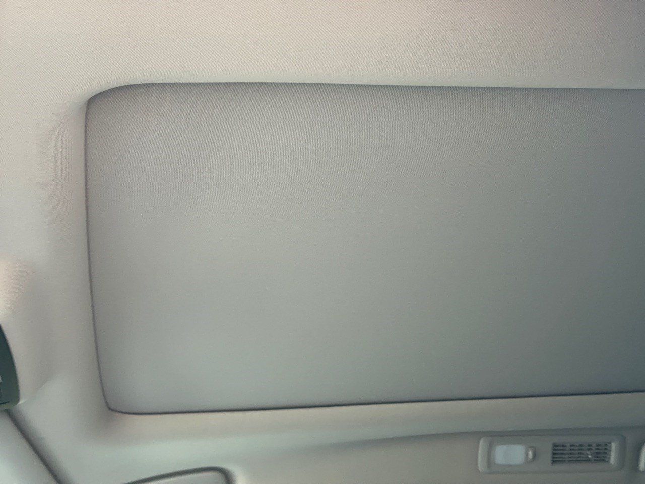 Used 2024 Nissan Pathfinder Platinum FWD image 27