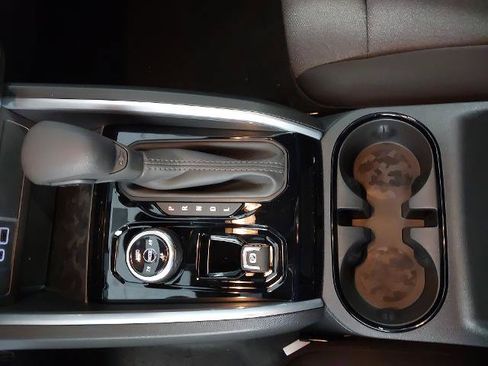 New 2026 Chevrolet Colorado Trail Boss AWD/4WD image 22