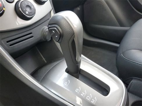 Certified 2016 Chevrolet Trax LT w/ LT Convenience Package image 32