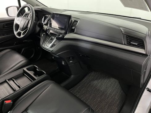 Certified 2023 Honda Odyssey EX-L image 25