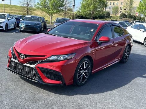 Used 2021 Toyota Camry SE image 8