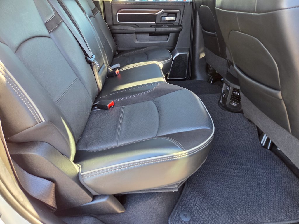 Used 2024 RAM 2500 Laramie w/ Safety Group AWD/4WD image 17