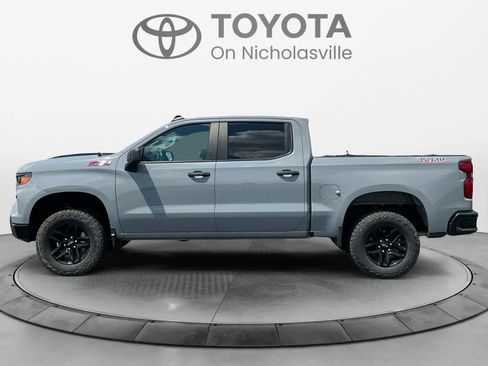 Used 2024 Chevrolet Silverado 1500 Custom Trail Boss AWD/4WD image 2
