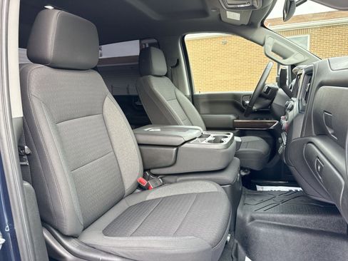 Used 2022 Chevrolet Silverado 3500 LT w/ Convenience Package image 25