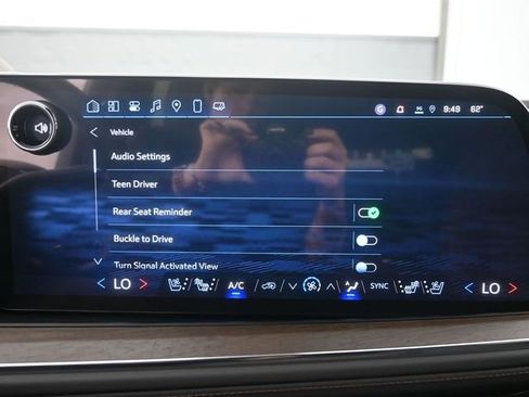 New 2025 Chevrolet Suburban High Country image 20