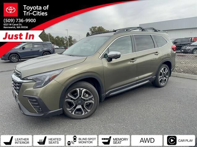 Used 2023 Subaru Ascent Limited w/ Technology Package AWD/4WD image 1