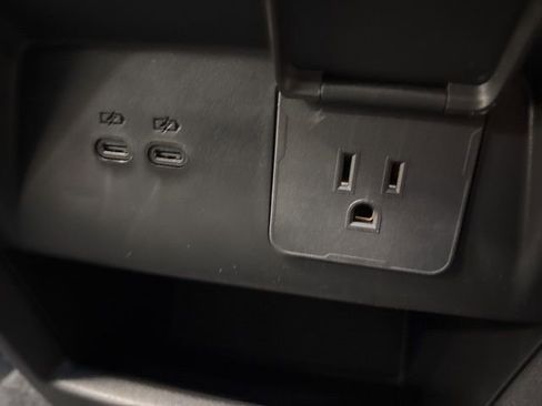 New 2026 Chevrolet Traverse Z71 w/ Driver Confidence Package image 20