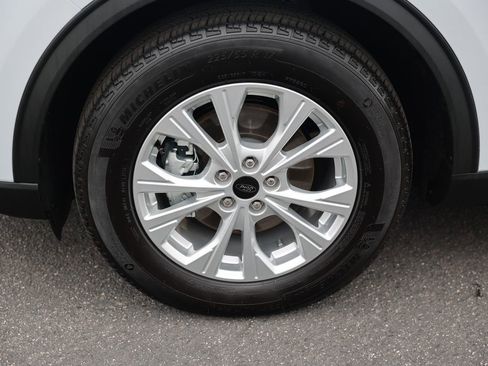 Used 2025 Ford Escape Active FWD image 11