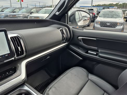 New 2026 Ford Expedition Platinum w/ Stealth Appearance Package image 26