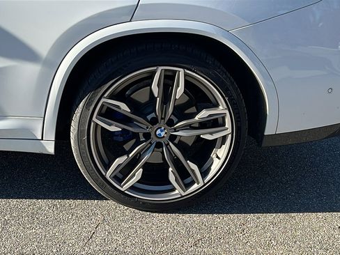Used 2019 BMW X4 M40i w/ Executive Package image 12