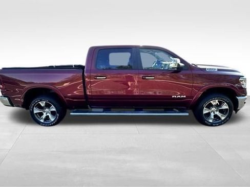 Used 2019 RAM 1500 Laramie AWD/4WD image 9