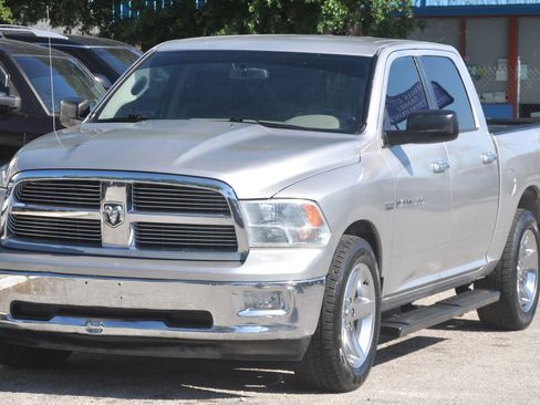 Used 2012 RAM 1500 Big Horn w/ Remote Start & Security Group RWD image 5