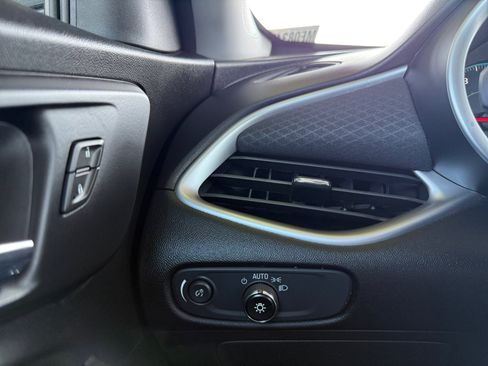 Used 2021 Chevrolet Malibu RS FWD image 15