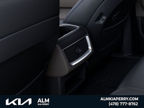 New 2026 Kia Carnival FWD image 26