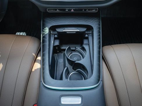 Certified 2024 Mercedes-Benz E 350 4MATIC Sedan image 23