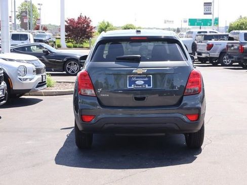 Used 2020 Chevrolet Trax LS w/ Tint and Cruise Package FWD image 6