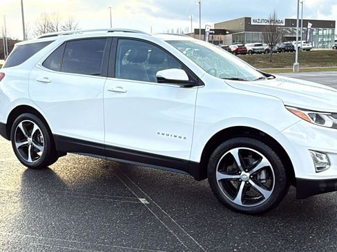 Used 2021 Chevrolet Equinox LT AWD/4WD image 2