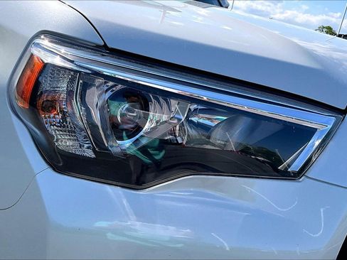 Used 2023 Toyota 4Runner Limited AWD/4WD image 28