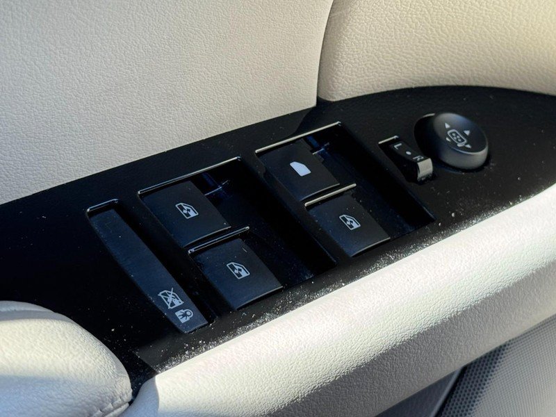 Used 2014 Cadillac XTS Premium FWD image 23