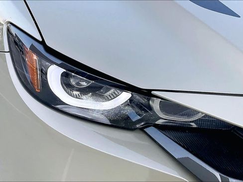 Used 2025 MAZDA CX-50 Meridian Edition w/ Apex Package image 27