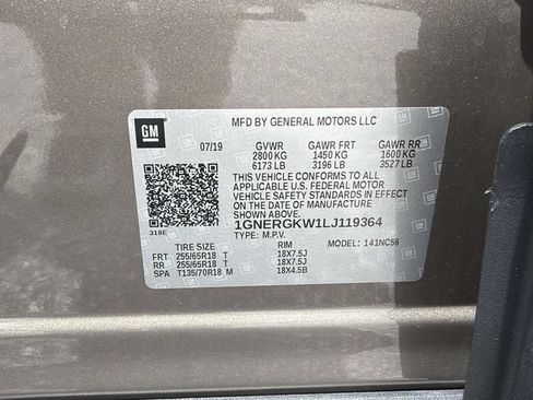 Certified 2020 Chevrolet Traverse LT FWD image 31