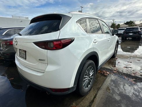 Used 2017 MAZDA CX-5 Touring image 3