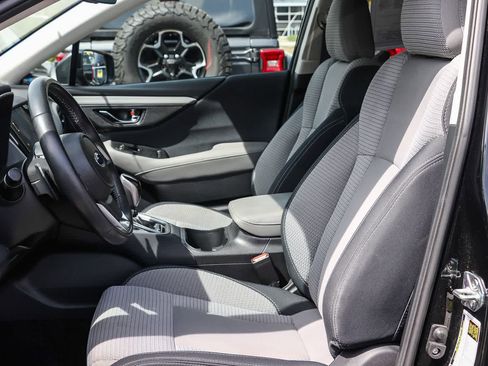 Used 2023 Subaru Outback Premium image 15