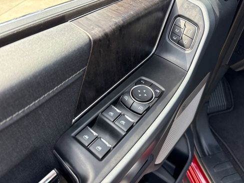 Used 2022 Ford F150 Lariat AWD/4WD image 16