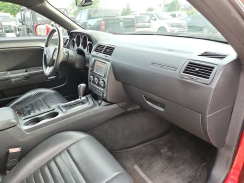 Used 2012 Dodge Challenger R/T RWD image 20