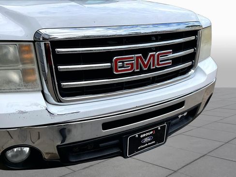 Used 2013 GMC Sierra 1500 SLE w/ SLE Preferred Package RWD image 30