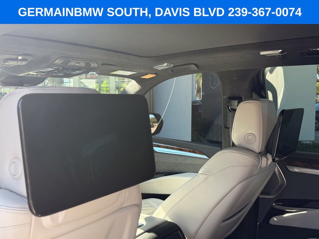 Used 2025 Cadillac Escalade Sport Platinum AWD/4WD image 23